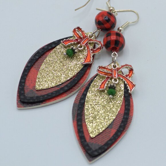 Handmade Dangle Christmas earrings - Picture 6 of 8